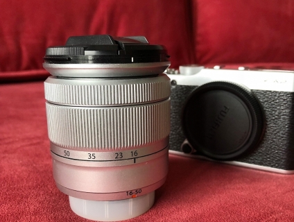 Cần bán máy Fujifilm X-A2 Fullbox chính hãng, còn mới 99%