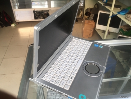 panasonic cf-B11 Coi 5 3340QM/ram 4gb/hdd 250/(Full HD 1920x1080)