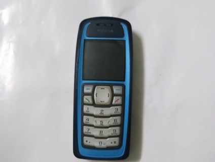 Cần bán: Nokia 3100 cổ chính hãng kèm xạc