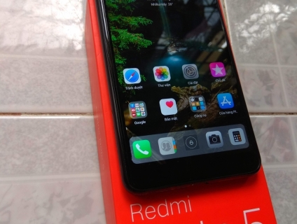 Bán nhanh xiaomi redmi note 5 Ram 4/64G,hàng TGDD,đen