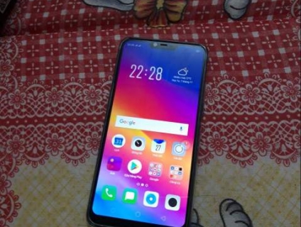 Bán lại Oppo A3S 32G chính hãng mới mua 7.11.2018