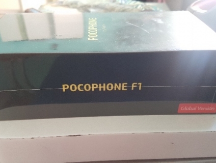 Pocophone 64GB đen new nguyên seal. Chính hãng DGW, bh 12th
