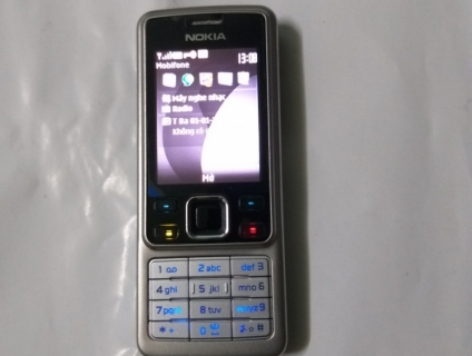 Cần bán: Nokia 6300 cổ chính hãng kèm xạc