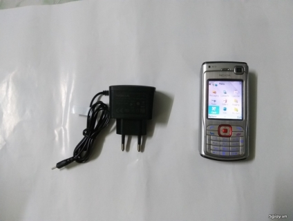 Cần bán: Nokia N70 cổ chính hãng kèm xạc