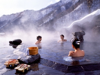 Lợi ích của việc tắm khoáng nóng Hamya vào mùa đông