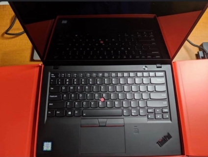 Tìm khách lấy sỉ Laptop Lenovo X1 Carbon Chip i5 gen8
