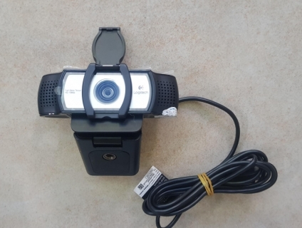 Webcam hội nghị Logitech C930E dùng được vài lần