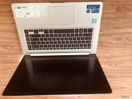 Asus VivoBook S510U core i3 4Gb RAM HDD 1Tb 98%