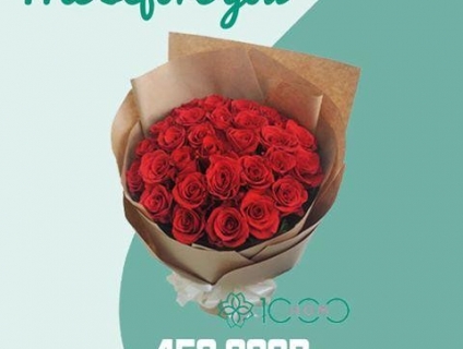 Bó hoa hồng Me Before You gồm 30 bông hồng đỏ rực rỡ