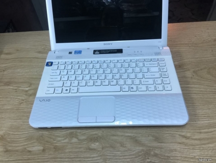 Sony Vaio EG Vân Kim Cương Core i5 Gen 2_Ram 4G_500G zin tặng phụ kiện