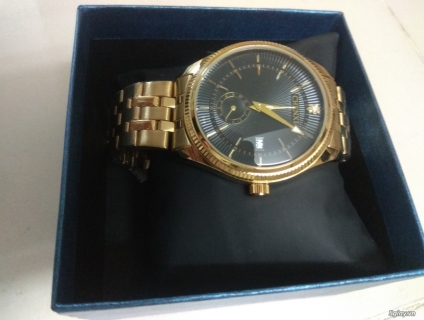 Cần thanh lý đồng hồ, ví nam giá rẻ