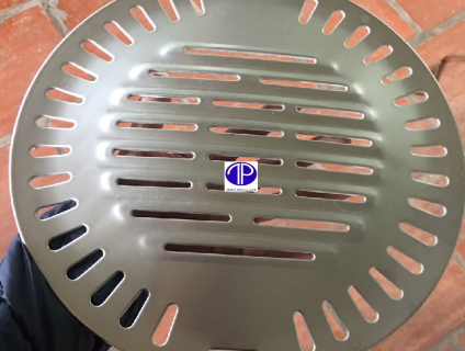 Vỉ nướng inox đột lỗ bếp nướng than hoa nhà hàng