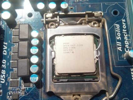 LCD SAMSUNG 19 IN EX1920X CPU I3 2130 MAIN GIGABYTE GA-B75M-D3v...