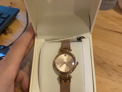 Thanh lý đồng hồ hàng hiệu giá 1tr7 có fix cho bạn nào nhiệt tình ạ