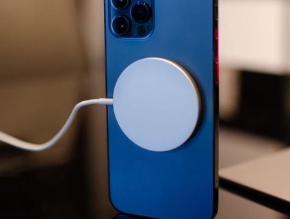 Siêu Phẩm Sạc Không Dây Cho Iphone 12 Giá Sốc Chỉ 1tr500