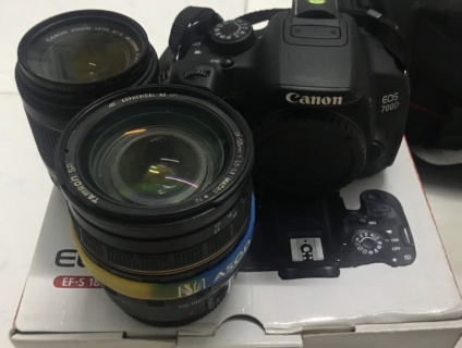 Cần bán Canon 700D + Lens kit 18-55 STM + Lens Tamron 24-135, full box
