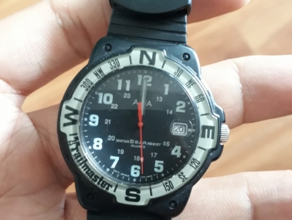 Đồng hồ Alba Trailmaster còn sử dụng tốt