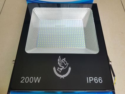 ĐÈN PHA LED SMD 200W TIẾT KIỆM ĐIỆN - SỬ DỤNG NGUỒN 220V
