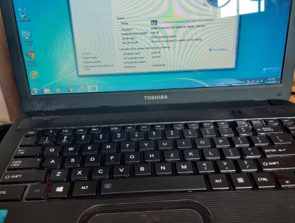 Toshiba c800 máy đẹp