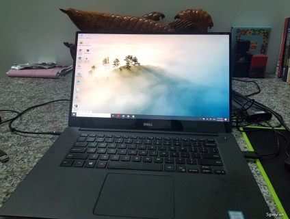 Dell precicion 5520, Xeon E3 1505 v5, touch 4K