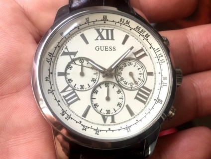 GUESS  U0380G2 chronograph quartz, hàng Mỹ chính hãng
