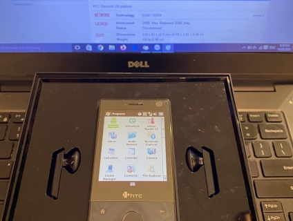 HCM - BÁN VÀI ĐIỆN THOẠI CỔ + XÁC SỐNG