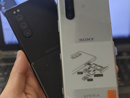 sony xperia 5 nguyên zim đẹp như máy mới 2sim 2 sóng chất lượng giá rẻ