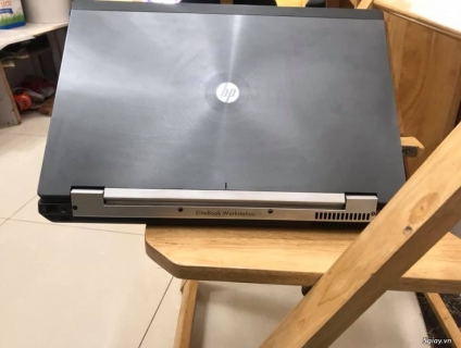 HP Workstation 8770W nha core i7-3720QM  (8cpu) 8gb SSD 256 Vga K3000