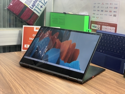 Lenovo Yoga 730-15IWL i7 8565U 15.6 FHD X360