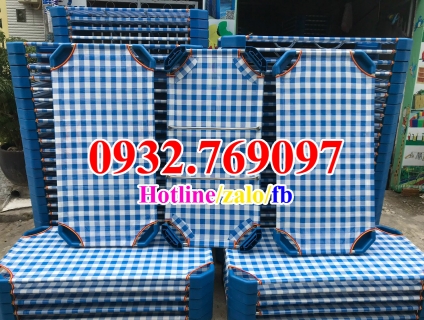 Giường mầm non, giường vải lưới.