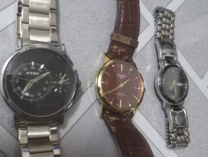 Dọn dẹp nhà cửa bán Điện thoại và đồng hồ