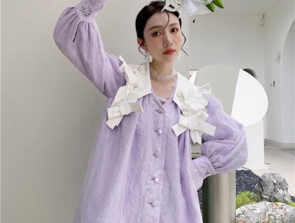 Váy xòe tay bồng cổ bèo đính hoa màu tím size S-M