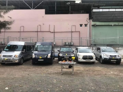 dịch vụ cho thuê xe 4 chỗ 7 chỗ 16 chỗ HCM