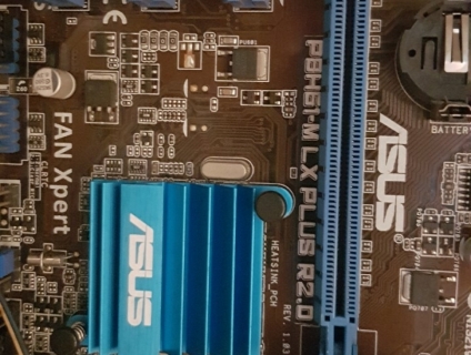 Bán 2 cái main H61 sài ok