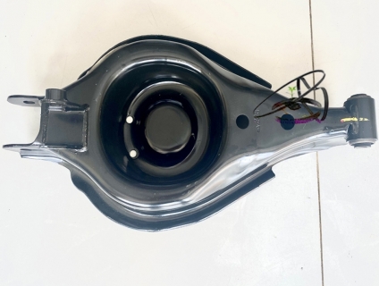 Càng a sau trái xe chevrolet captiva chính hãng