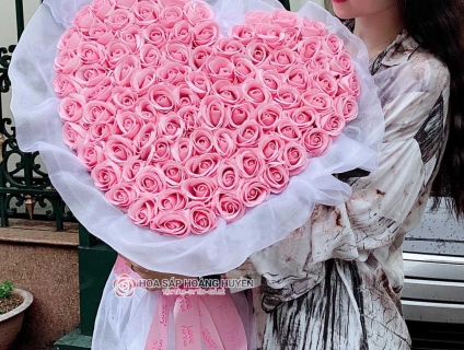 120 bông hoa sáp hình trái tim