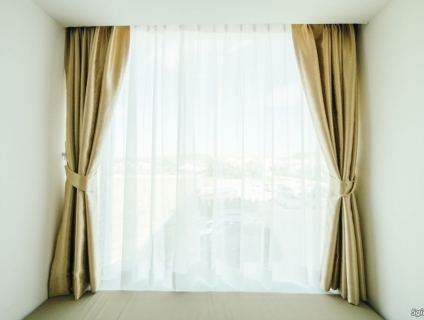 rèm vòm cửa sổ tinh tế không gian nhà