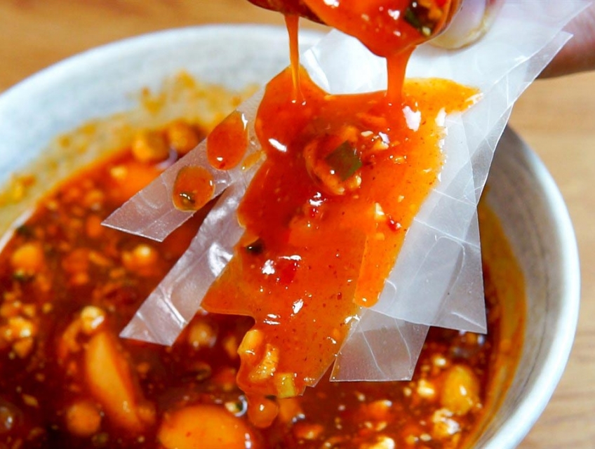 CÁCH LÀM NƯỚC SỐT BÁNH TRÁNG TRỘN ĐỂ BÁN