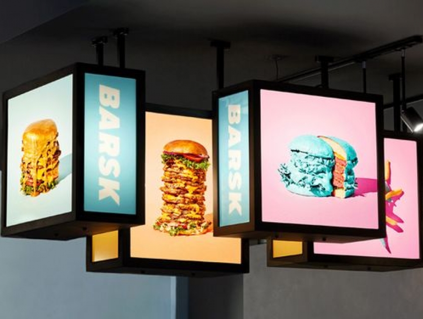 Mẫu Biển Hiệu Quảng Cáo Nhà Hàng Mà Bạn Nên Tham Khảo