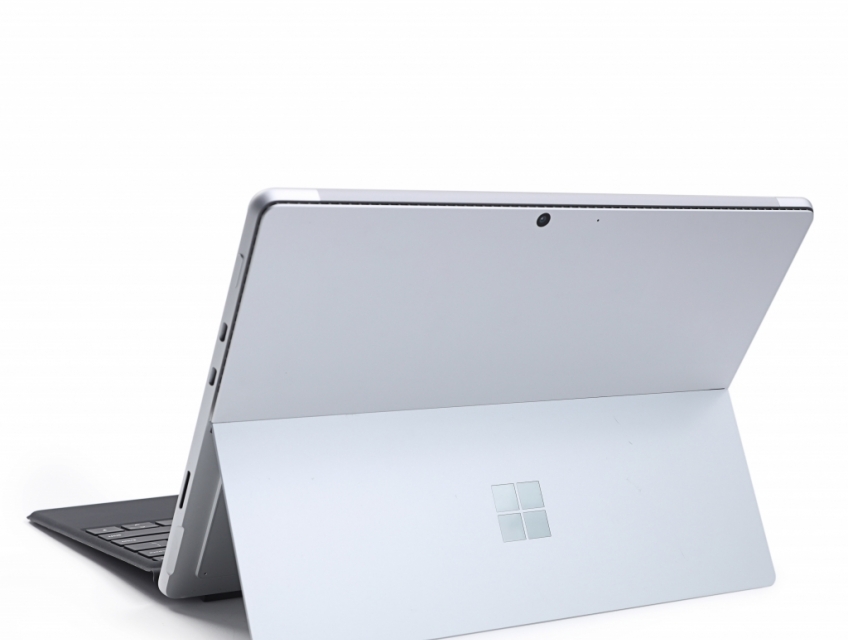 Microsoft Surface Pro 8 | Intel Core I5 - 1135G7 | Ram 8GB| SSD 128GB