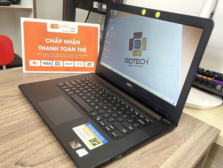 Dell 3467 i5-7200U 8GB 128GB VGA Radeon R5 M430