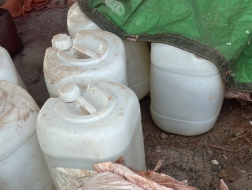 KEO TẠO BÓNG TRONG GẠCH VỈA HÈ