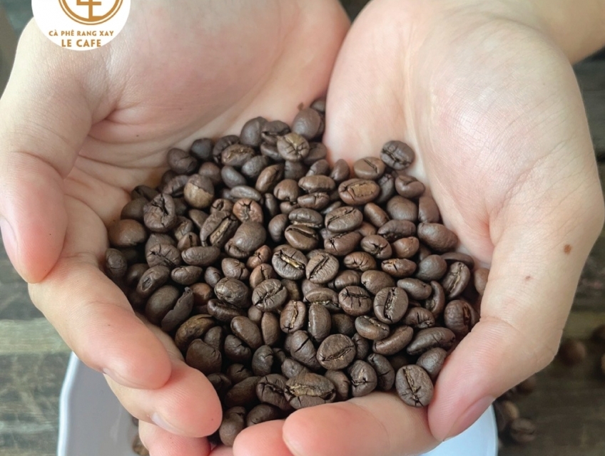 Cà Phê Đắng: Hương Vị Của Sự Nồng Nàn