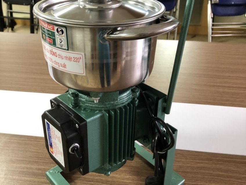 Máy xay thịt giò chả Việt Nhật 370W