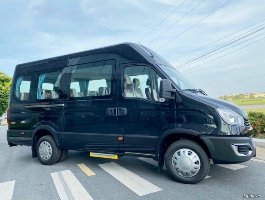 Xe bus Iveco Daily 16 chỗ