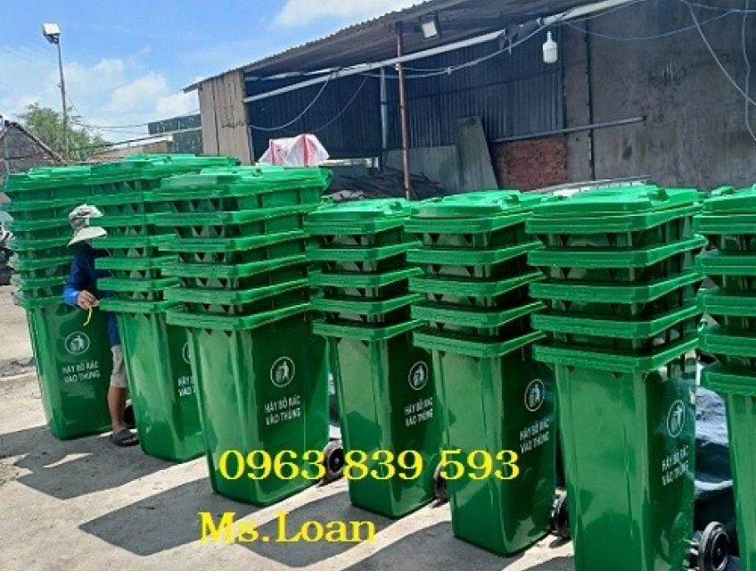 Thùng rác 240lit màu xanh giảm giá rẻ,thùng rác đô thị 240L/0963839593