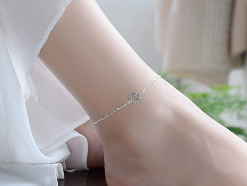 Mẫu lắc bạc đeo chân cho nữ được đeo nhiều nhất