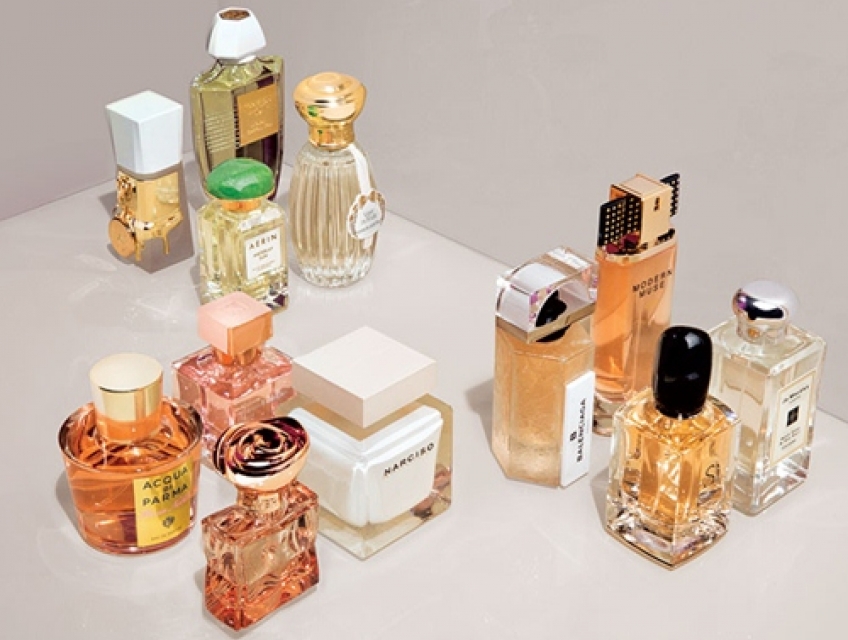 Top 10 Chai Nước Hoa Được Ưa Chuộng Nhất Hiện Nay