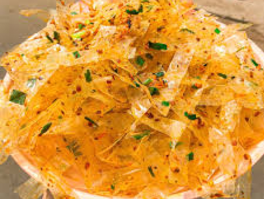 Khám Phá Những Bí Quyết Tạo Lên Bánh Tráng Trộn Hấp Dẫn