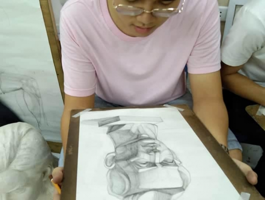 Luyện thi vẽ ở Liễu giai Ba đình